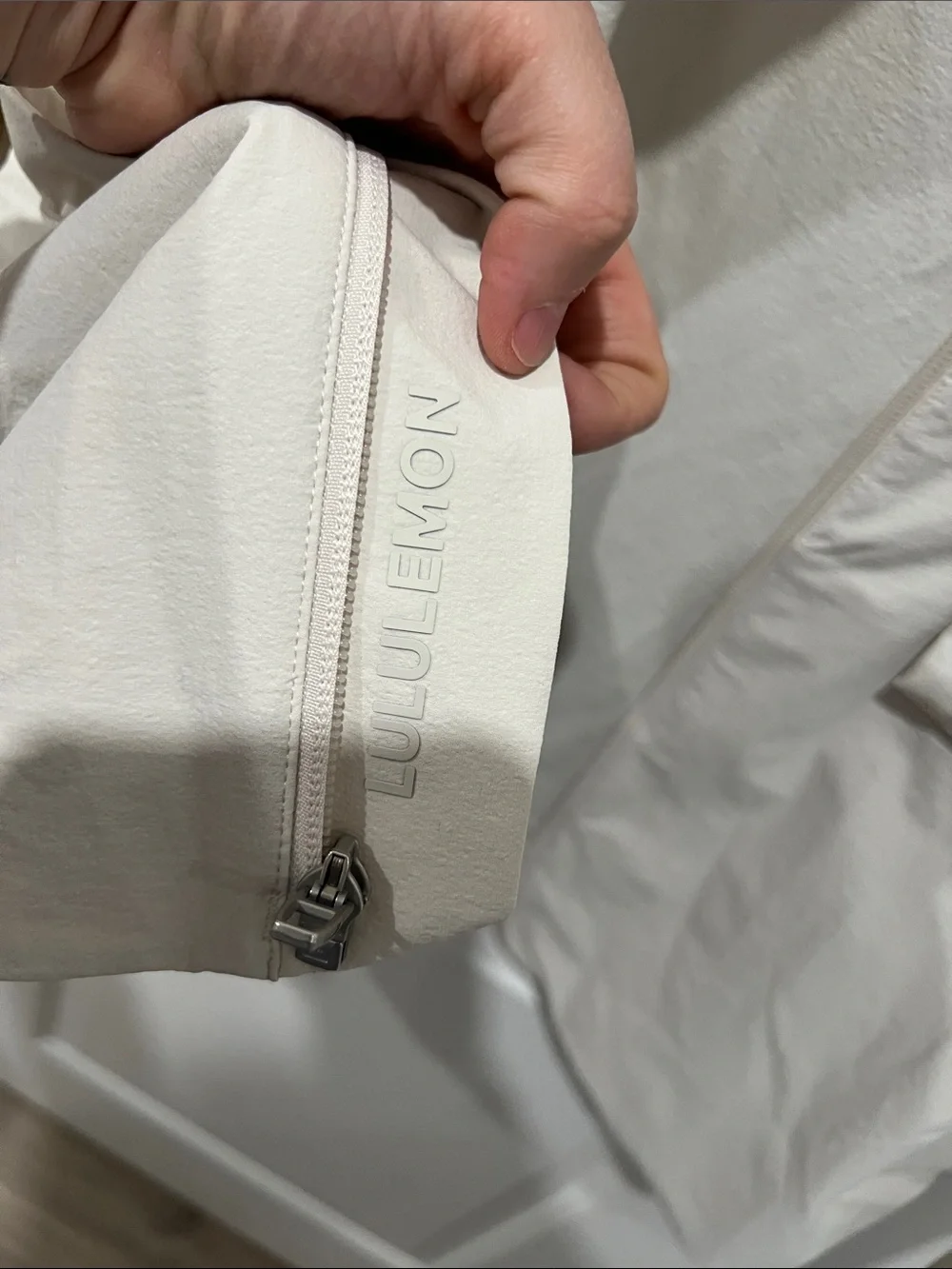 lululemon athletica lightweight hooded